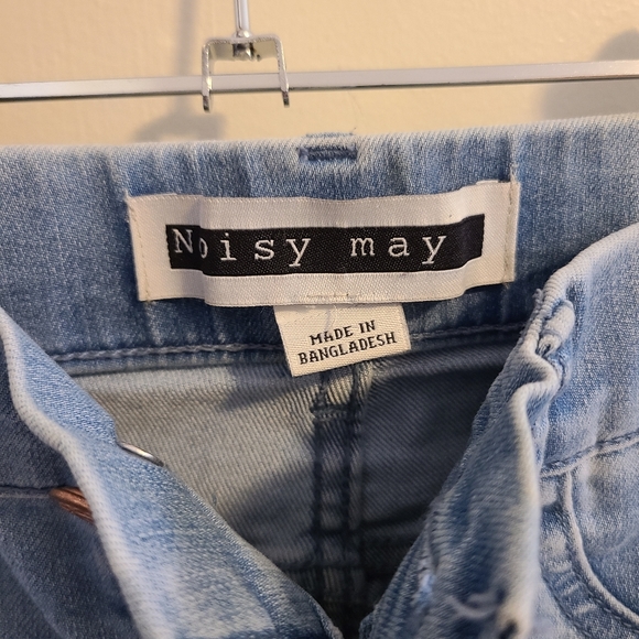 NOISY MAY| light wash denim - Picture 4 of 5